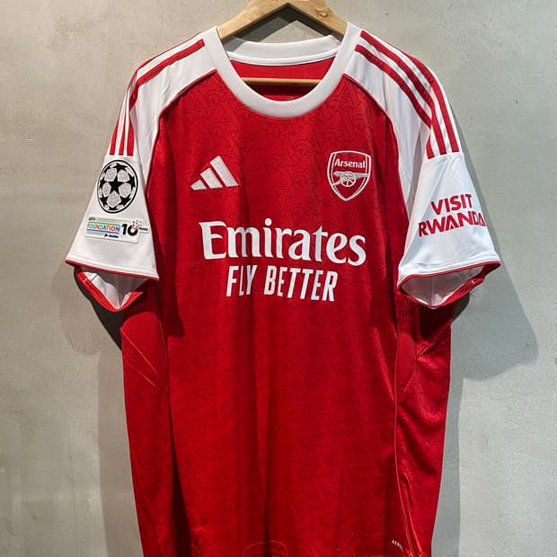 25-26 아스날 라이스 홈 유니폼