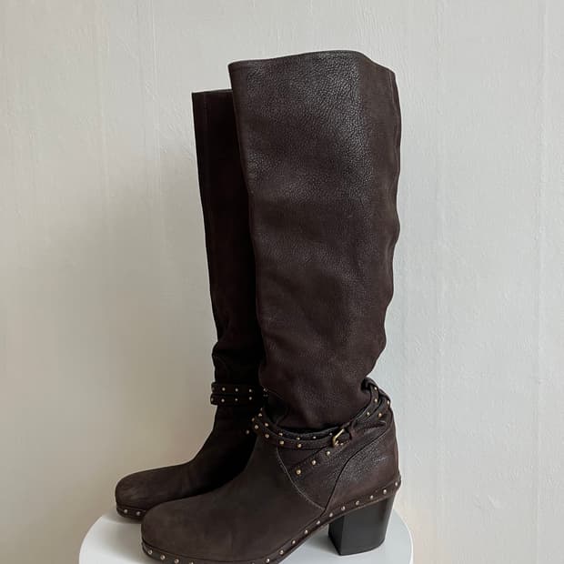 miu miu 라이딩 부츠