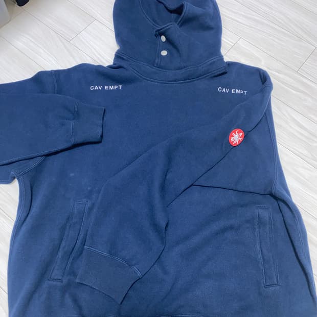 (새상품) 카브엠트 넥 스냅 후디  m사이즈