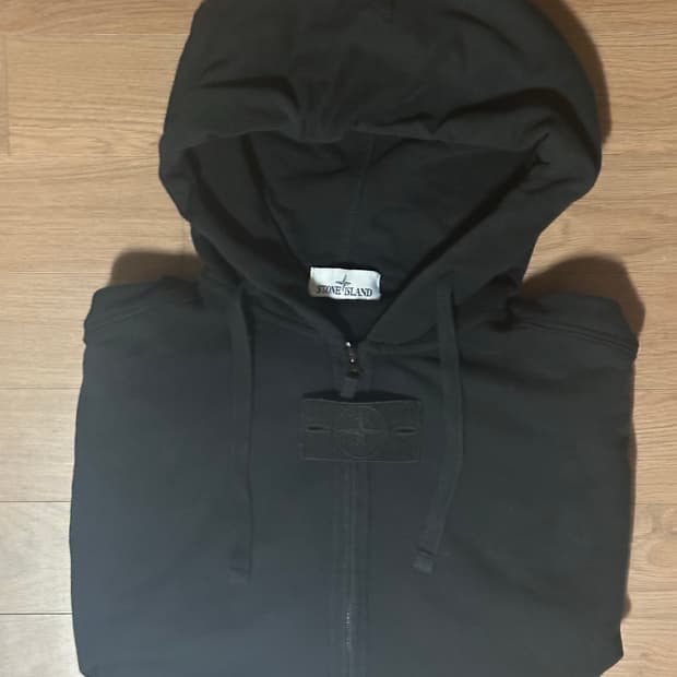 정품)스톤아일랜드 후드집업