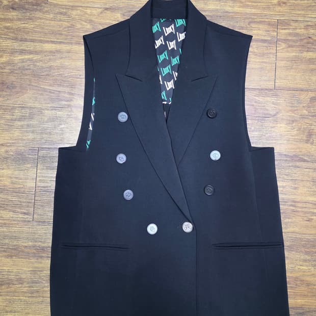 럭키슈에뜨 베스트 더블자켓