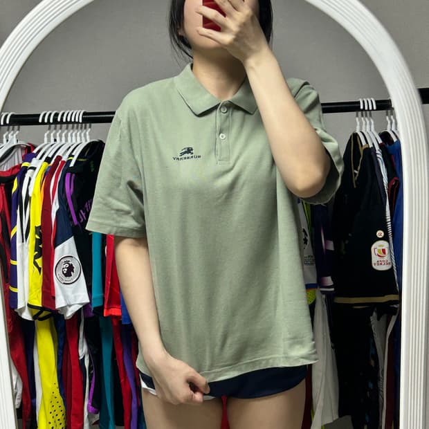 버버리 반팔 카라티 카키