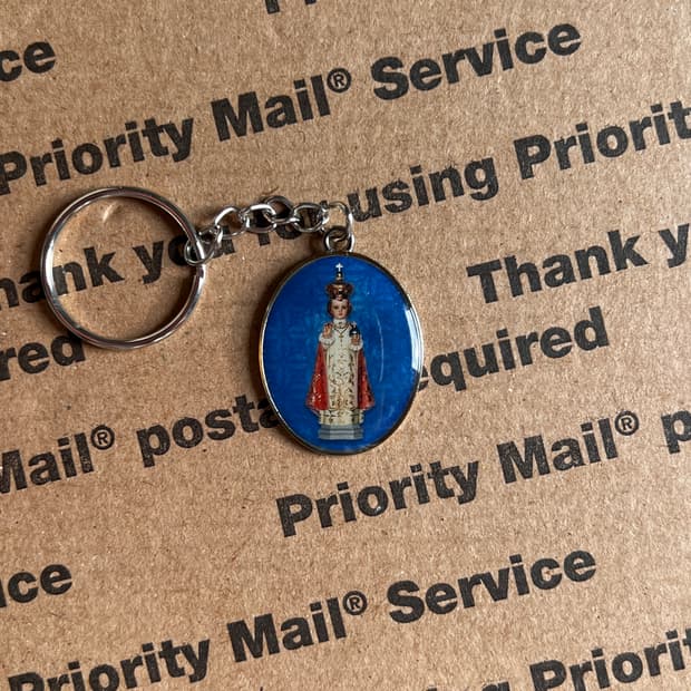 90s vtg Infant Jesus Keyring
