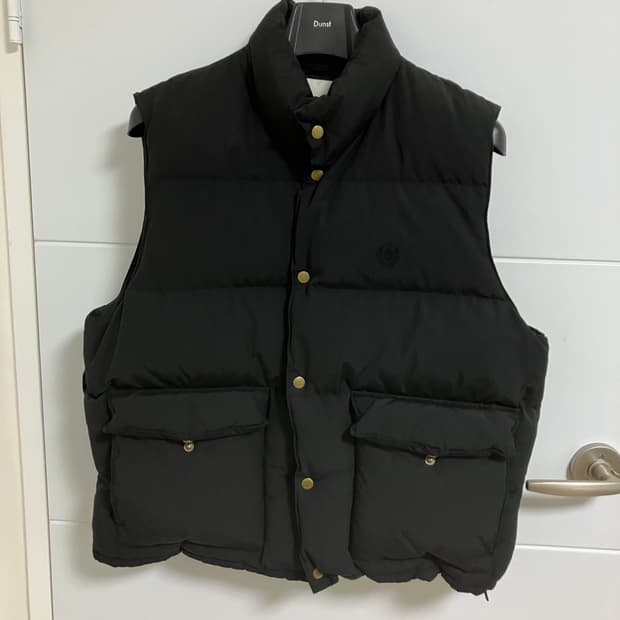 던스트 클래식 구스다운 베스트 블랙 L