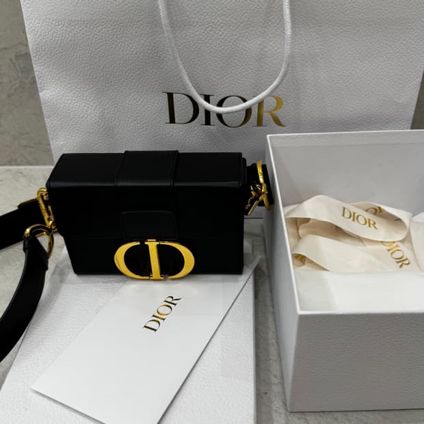 디올 30몽테뉴박스크로스백 S