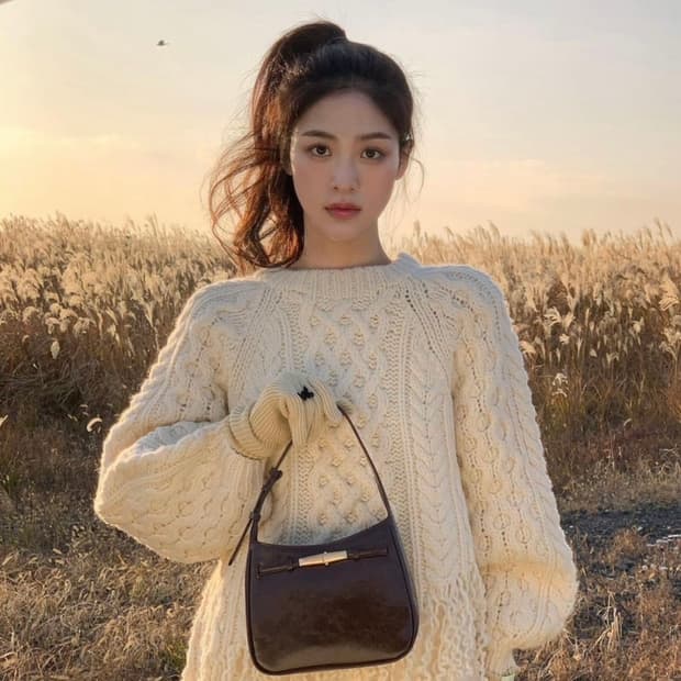 루에브르 삭드마르셰 스몰 핫초콜릿 가방, Sac de Marcher