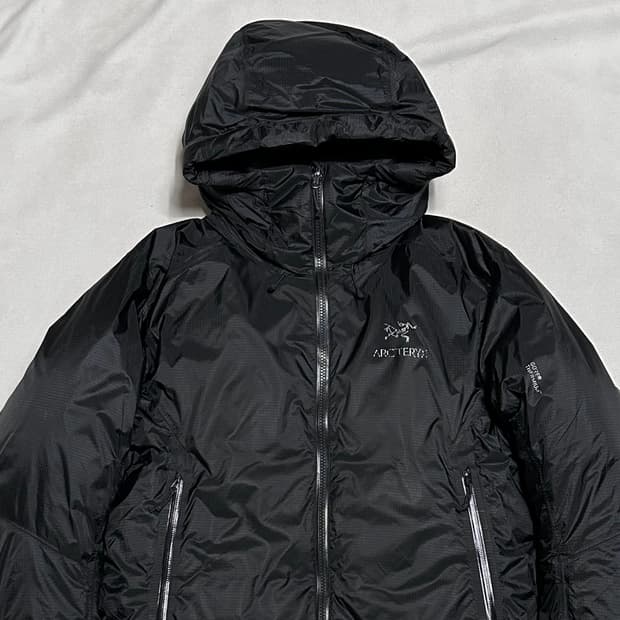 XS 아크테릭스 파이어비 고어텍스 패딩
