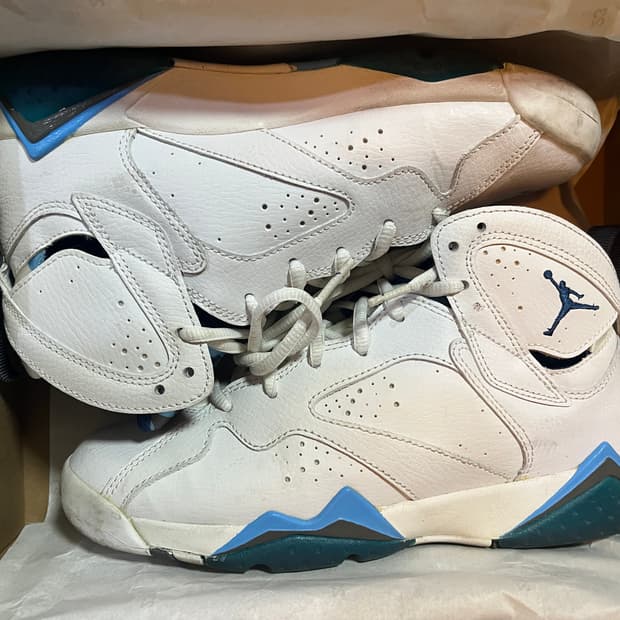 나이키 에어 조던 7 레트로 BG 240mm