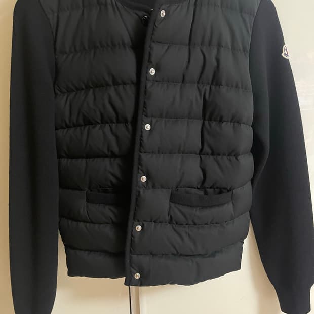 몽클레어 니트패딩 55사이즈