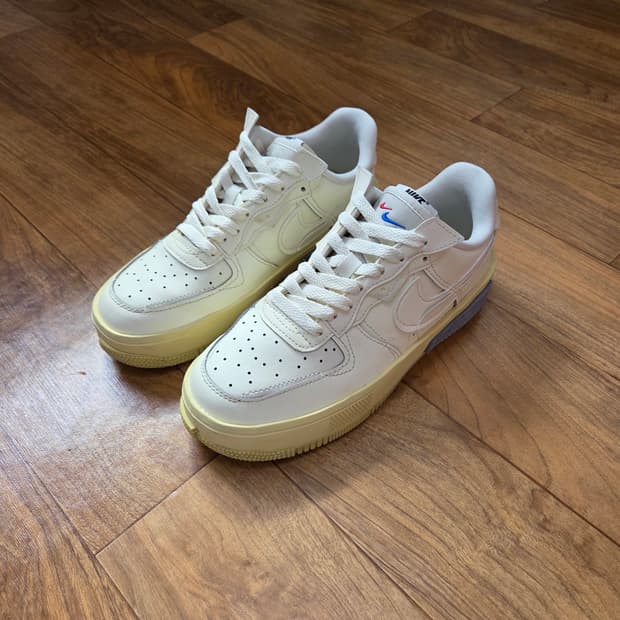 나이키 에어포스1 폰탄카 