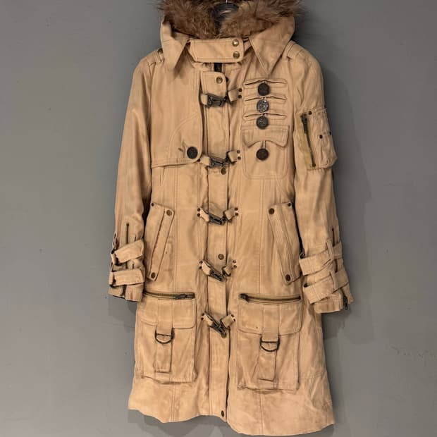 Swordfish 버클 벨티드 파이어맨 퍼 후드자켓