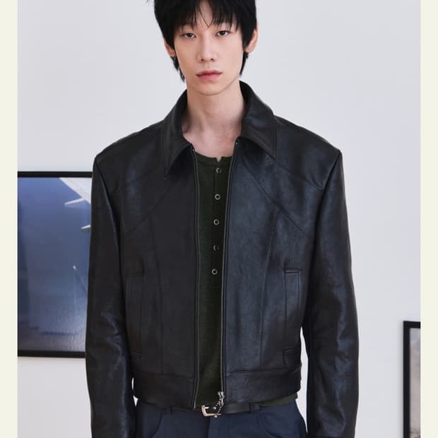 (새상품)웨이비니스 프레임 크롭 레더 2사이즈
