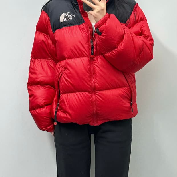 노스페이스 눕시 700 레드 패딩