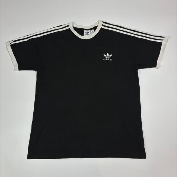 아디다스 블랙 삼선 반팔티