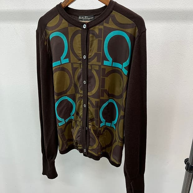 여) 페레가모 간니치 가디건 