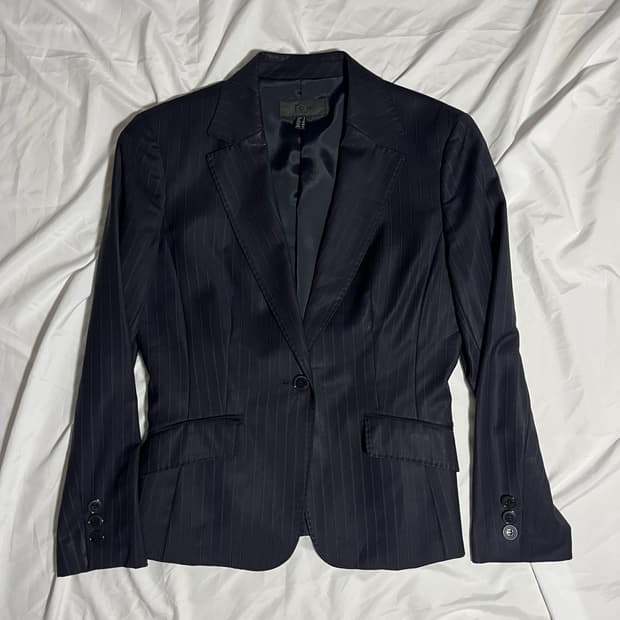 ICB . 슬림핏 스트라이프 블레이저