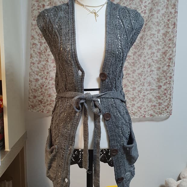 [모리걸] JIUM 회색 니트 조끼 가디건