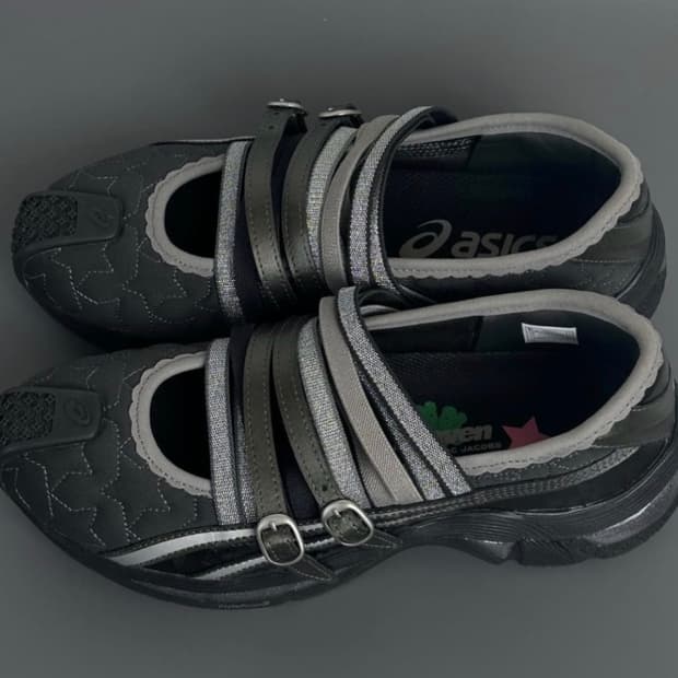 아식스 X 키코 코스타디노브 X 헤븐 젤 로크로스 건메탈 255