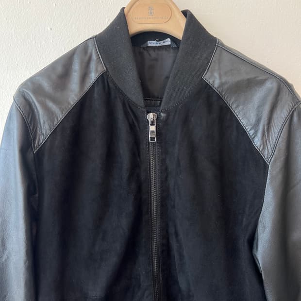 자라 남성 블랙 염소가죽 스웨이드믹스 바시티점퍼 