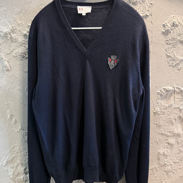 구찌 빈티지 울 니트 브이넥 로고 패치 S