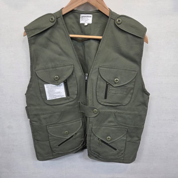 밀리터리 견장 멀티포켓 조끼 m 레귤러 