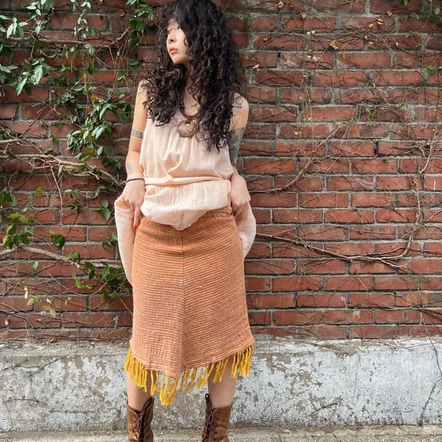 히피 에스닉 테슬 미디 스커트