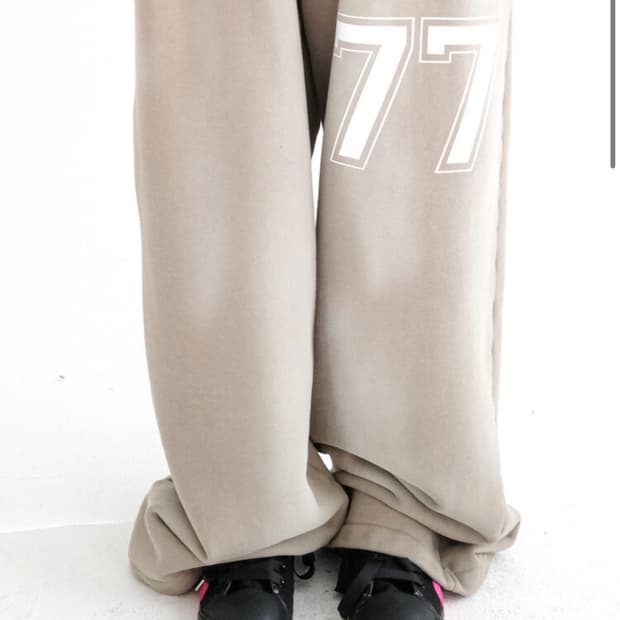 (구해요) 샵페어리 버튼 져지 스웨트팬츠 코코아