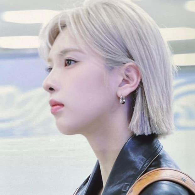 (엔믹스 배이 착용) 하트 귀걸이 피어싱