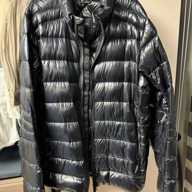 캐나다구스 블랙라벨 경량패딩110