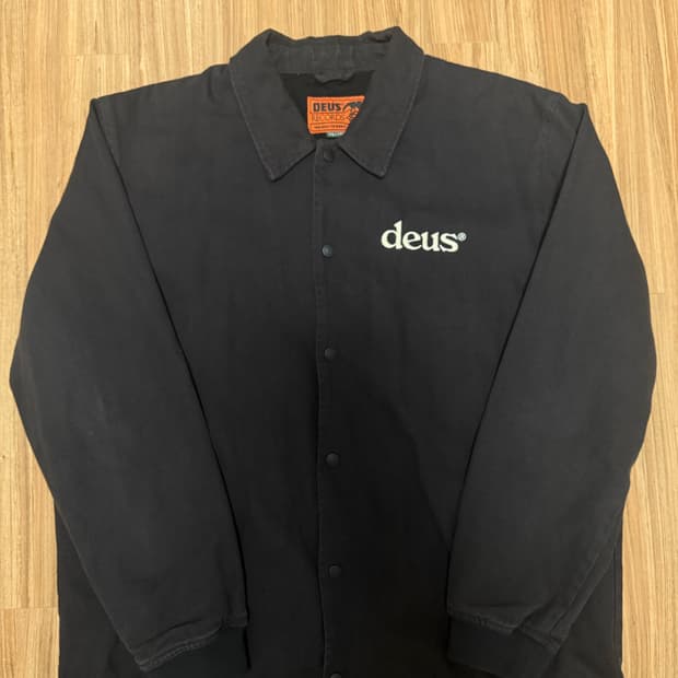 데우스 자켓