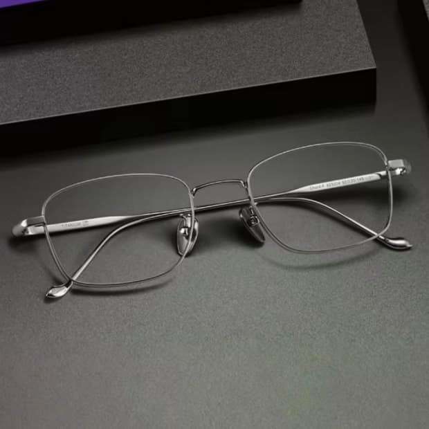 퓨어 티타늄 안경테