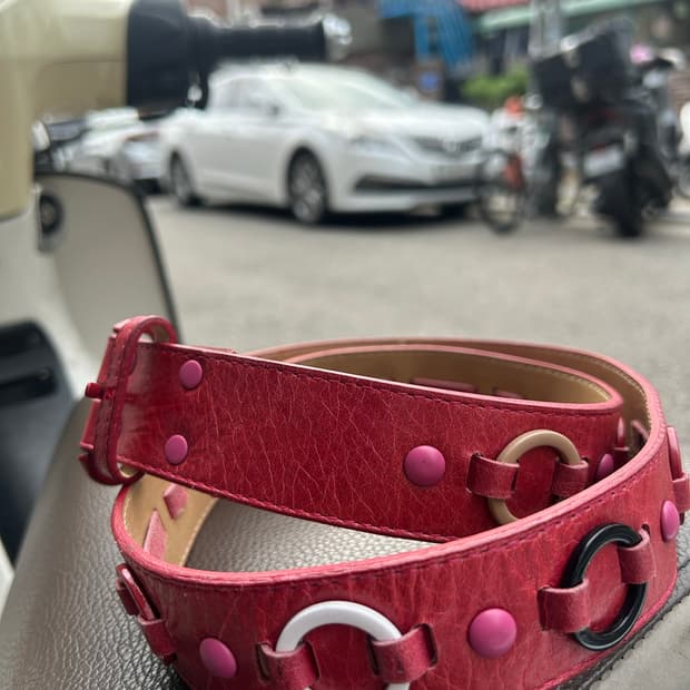 Vintage Leather ring belt