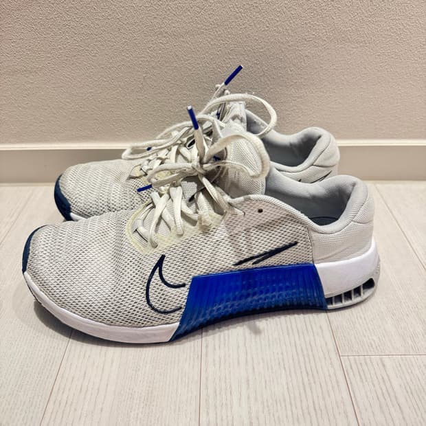 나이키 메트콘 9 흰파 270