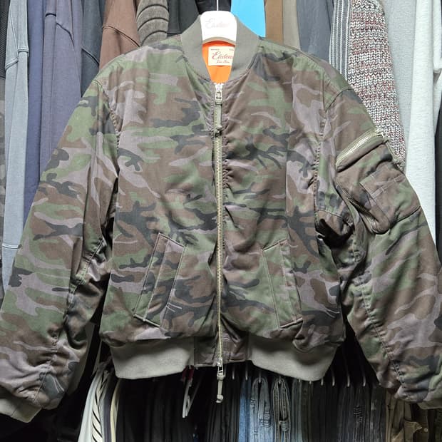 [판매](L)이티씨이 리버시블 오버사이즈 봄버 - 나이트 정글