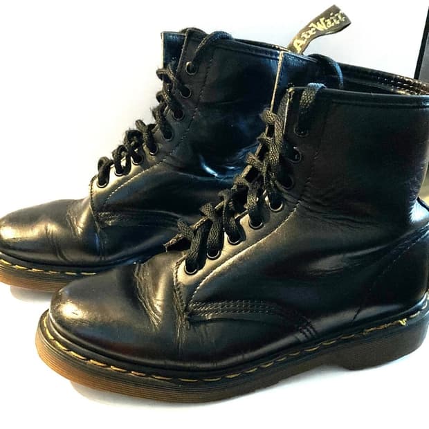 닥터마틴 1460 mie UK6(250) 잉글랜드 판매합니다