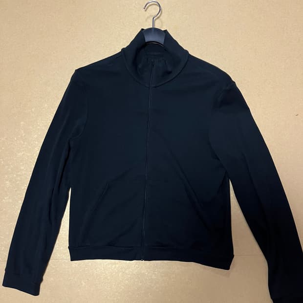 mudule neck zip 1