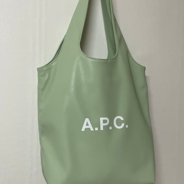 A.P.C 아페쎄 니논 스몰 토트백💚