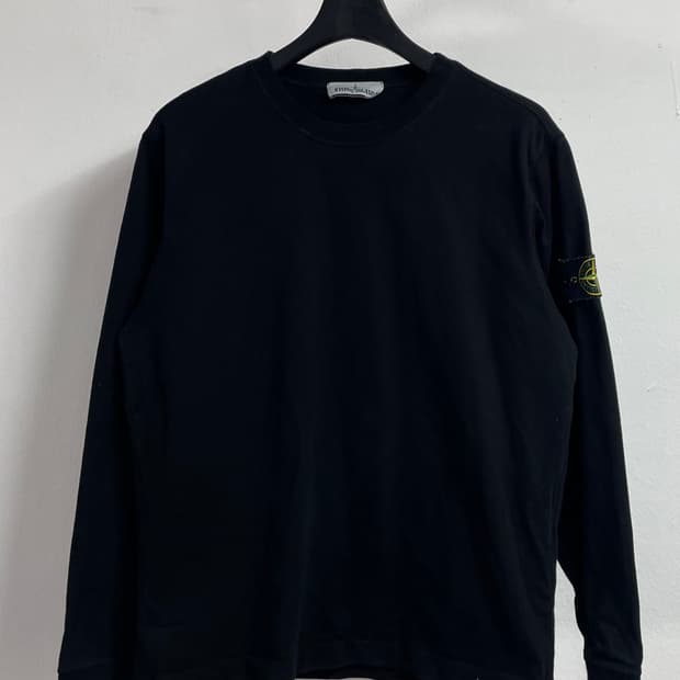 스톤아일랜드 와펜 롱 슬리브 긴팔티 (on.169)  
