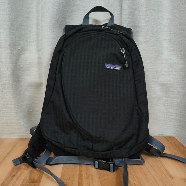 파타고니아 백팩 블랙