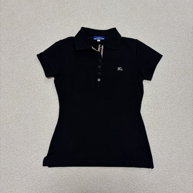 버버리 블랙 반팔 카라티 슬림핏