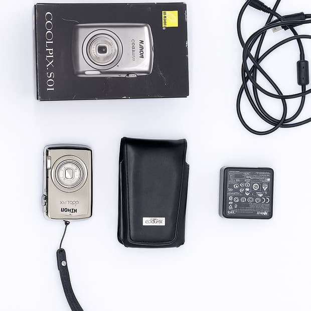 Nikon 니콘 쿨픽스 s01 실버 풀박스 한국어 지원