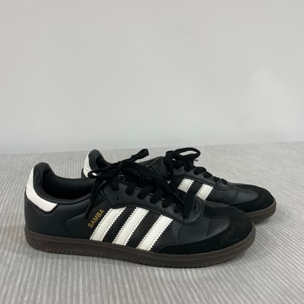 942) 아디다스 삼바 레더 코어 블랙 240mm