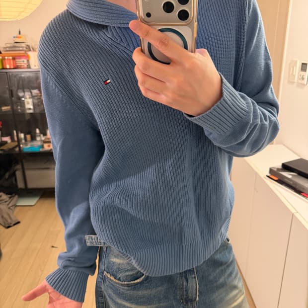 타미힐피거 니트