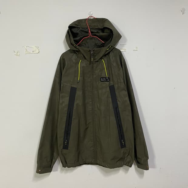 블랙야크 바람막이 자켓 카키