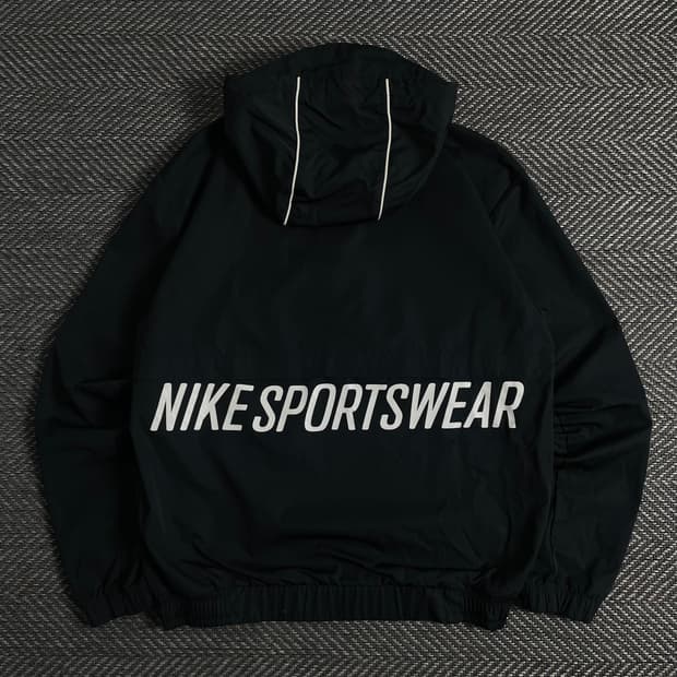 나이키 빅로고 블랙 우븐 아노락 웜업o 3622