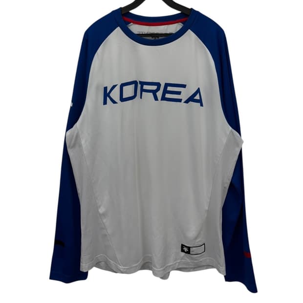 데상트 국대 드라이핏 긴팔티  