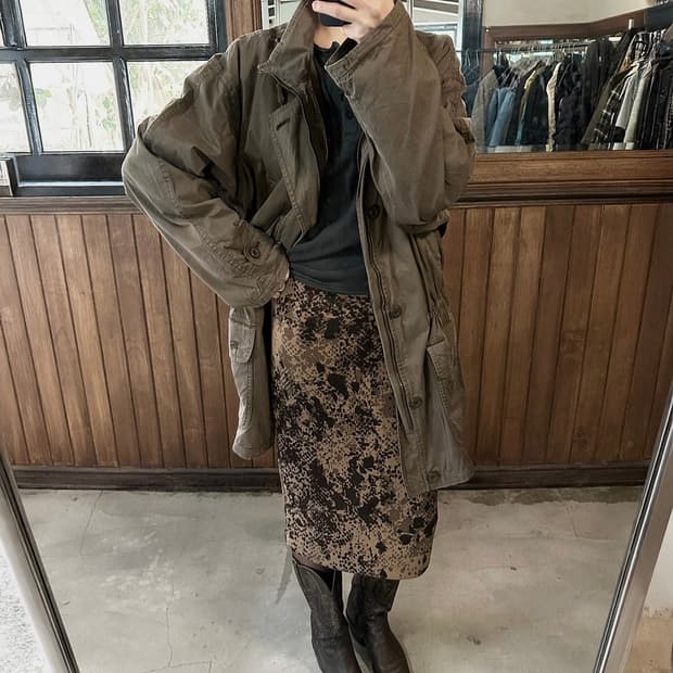 WB ink pattern skirt