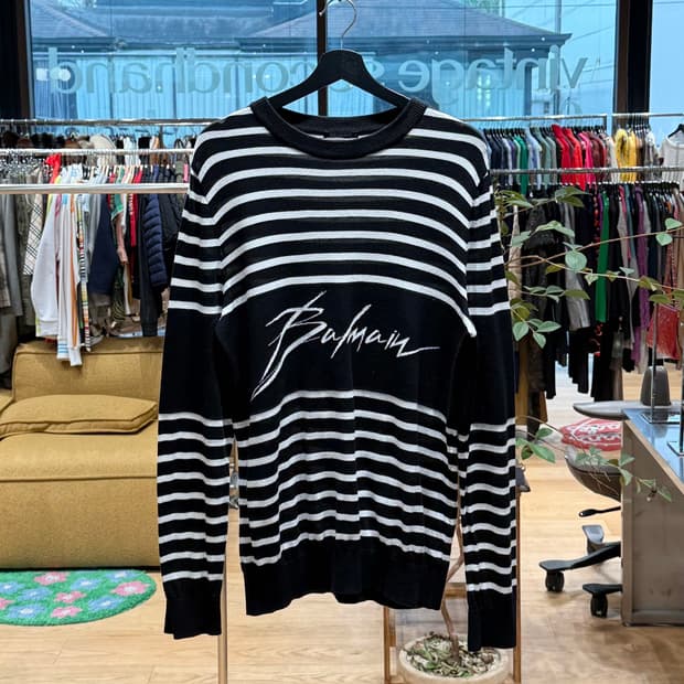 발망 블랙 스트라이프 로고 니트 