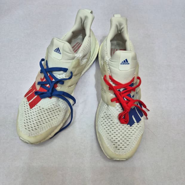 아디다스X언디피티드 울트라부스트