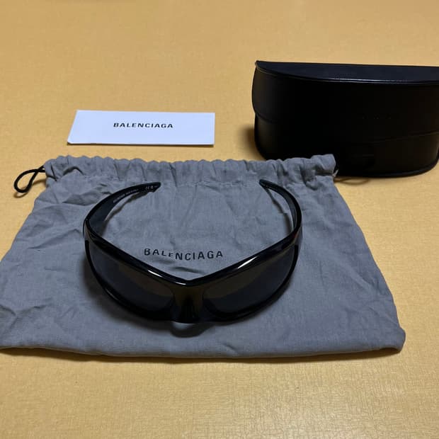 발렌시아가 스킨캣 xxl 선글라스